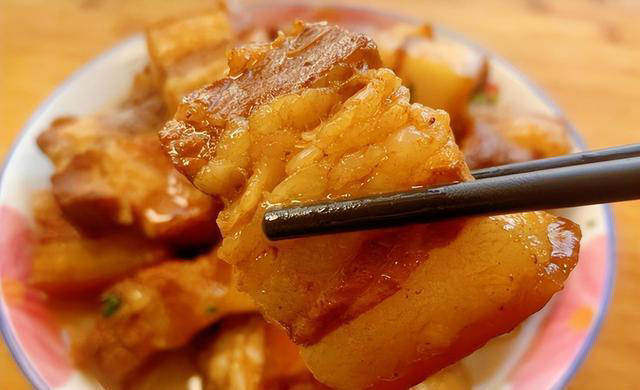 不论炖什么肉，都记得加这2种料，肉烂又入味，鲜香美味口感好！